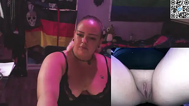 Snapshot of DarkBunnyPlay chatting on 1, 7, 2026 DarkBunnyPlay online show from 1, 7, 2026