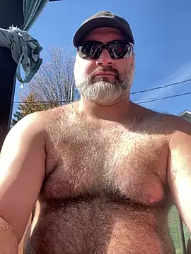 Snapshot of fat_cock_4_you chatting on 10, 10, 2025 fat cock 4 you online show from 10, 10, 2025