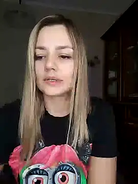 Snapshot of KrissSexi chatting on 1, 3, 2025 KrissSexi online show from 1, 3, 2025