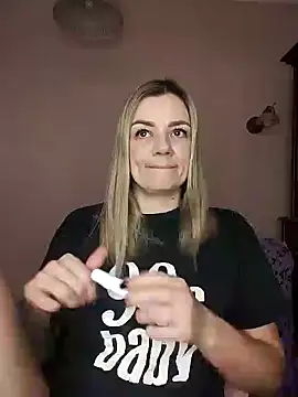 Snapshot of KrissSexi chatting on 3, 3, 2025 KrissSexi online show from 3, 3, 2025