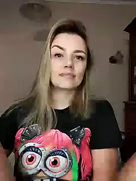 Snapshot of KrissSexi chatting on 4, 3, 2025 KrissSexi online show from 4, 3, 2025