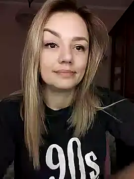 Snapshot of KrissSexi chatting on 11, 3, 2025 KrissSexi online show from 11, 3, 2025