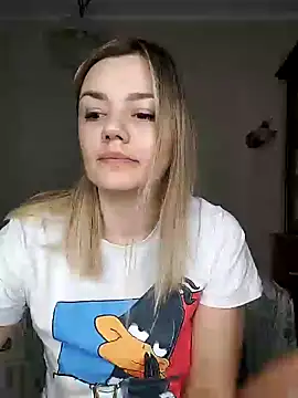 Snapshot of KrissSexi chatting on 12, 3, 2025 KrissSexi online show from 12, 3, 2025