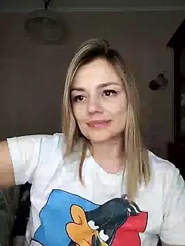 Snapshot of KrissSexi chatting on 13, 3, 2025 KrissSexi online show from 13, 3, 2025