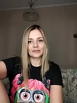 Snapshot of KrissSexi chatting on 14, 3, 2025 KrissSexi online show from 14, 3, 2025