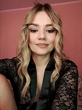 Snapshot of KrissSexi chatting on 15, 3, 2025 KrissSexi online show from 15, 3, 2025