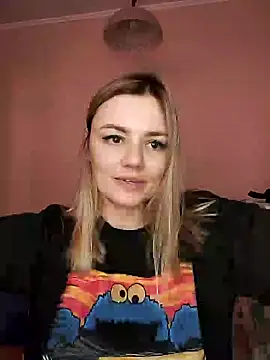 Snapshot of KrissSexi chatting on 18, 3, 2025 KrissSexi online show from 18, 3, 2025