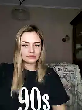 Snapshot of KrissSexi chatting on 19, 3, 2025 KrissSexi online show from 19, 3, 2025