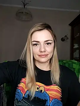 Snapshot of KrissSexi chatting on 22, 3, 2025 KrissSexi online show from 22, 3, 2025