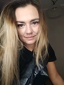 KrissSexi online show from 14, 10, 2025