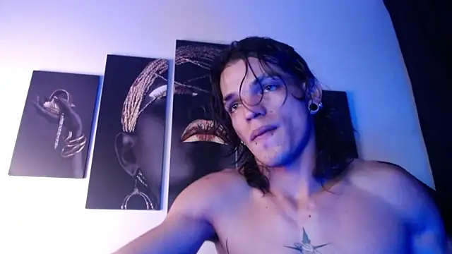 Snapshot of AlbertBernal69 chatting on 31, 10, 2025 AlbertBernal69 online show from 31, 10, 2025