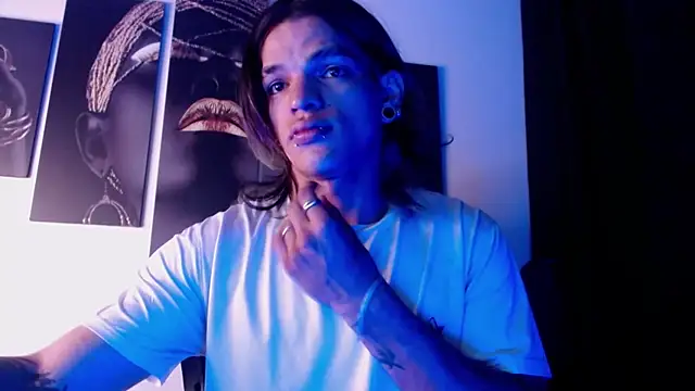 Snapshot of AlbertBernal69 chatting on 6, 11, 2025 AlbertBernal69 online show from 6, 11, 2025