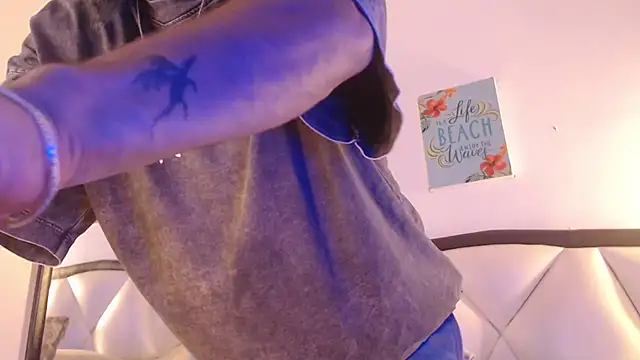 Snapshot of AlbertBernal69 chatting on 15, 11, 2025 AlbertBernal69 online show from 15, 11, 2025