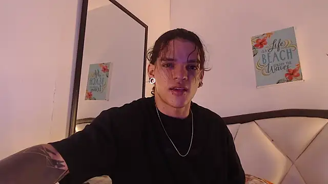 Snapshot of AlbertBernal69 chatting on 20, 11, 2025 AlbertBernal69 online show from 20, 11, 2025