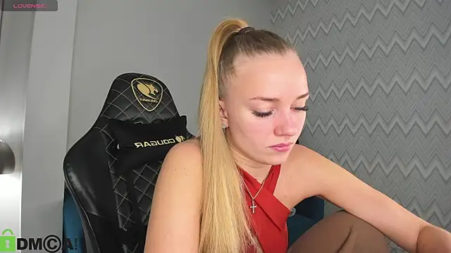 Barbie Lis online show from 25, 10, 2025