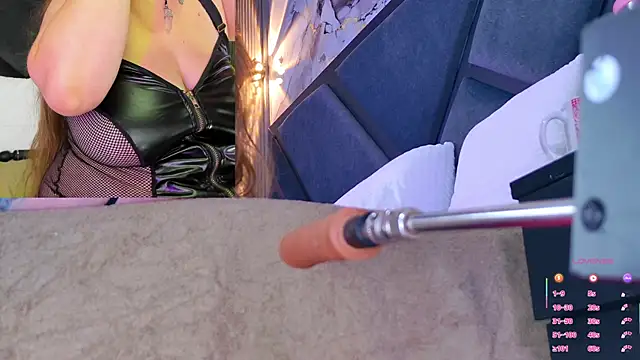 NathaxaLeans online show from 11, 9, 2025