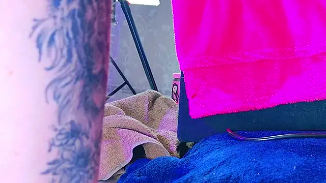 NathaxaLeans online show from 19, 10, 2025