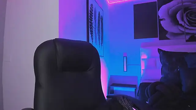 lena banks online show from 21, 11, 2025