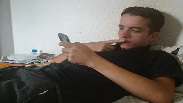 Snapshot of Tombgy07 chatting on 14, 9, 2025 Tombgy07 online show from 14, 9, 2025