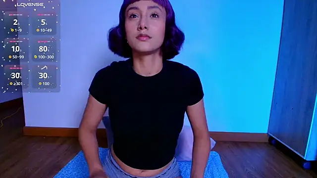 Snapshot of tati_cardenas chatting on 7, 6, 2026 tati cardenas online show from 7, 6, 2026
