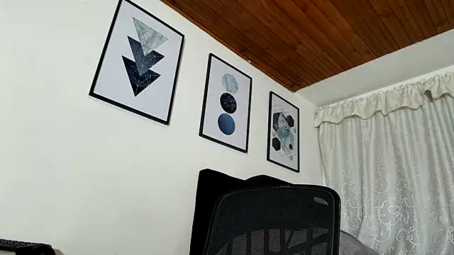 sam her online show from 10, 11, 2025