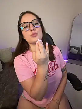 Megan lu2 online show from 30, 9, 2025