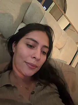 Sophie  Foxxx online show from 7, 4, 2026