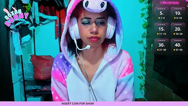 Roxanbunny1 online show from 15, 12, 2024