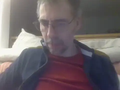 ptitcanard60600 online show from 17, 2, 2025