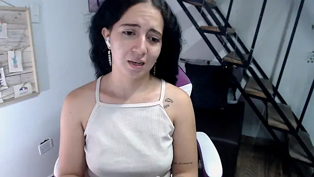 samantha baby  online show from 11, 10, 2025