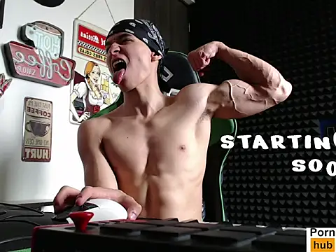 Curly Angel24 online show from 25, 2, 2026