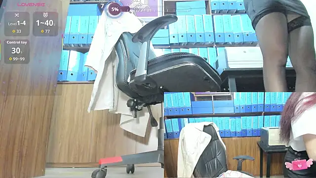 Snapshot of Office_Sexy chatting on 11, 6, 2026 Office Sexy online show from 11, 6, 2026