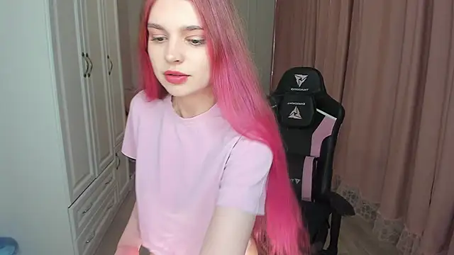 lil cassie online show from 16, 4, 2026