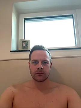 Danii0790 online show from 5, 2, 2025