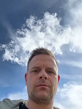 Danii0790 online show from 6, 4, 2026