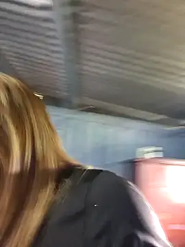 Snapshot of Evehampy chatting on 5, 1, 2025 Evehampy online show from 5, 1, 2025