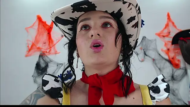 Sisirojas online show from 31, 10, 2025