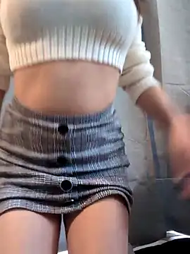 leyla babe online show from 8, 6, 2026