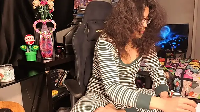 ShinyCherub online show from 18, 2, 2025