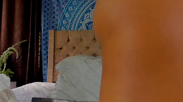 KeryHillson online show from 22, 12, 2024