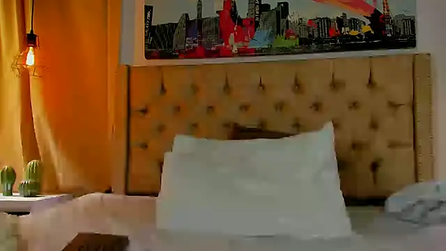 KeryHillson online show from 6, 2, 2025