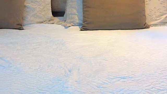 KeryHillson online show from 23, 11, 2025