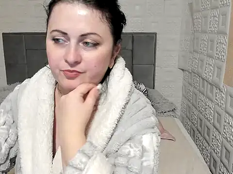 Lillian2 online show from 24, 2, 2025