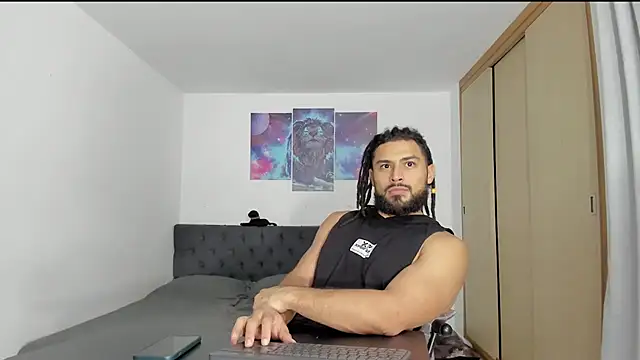 Snapshot of Louis_marley__ chatting on 7, 1, 2026 Louis marley online show from 7, 1, 2026