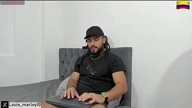 Snapshot of Louis_marley__ chatting on 1, 7, 2026 Louis marley online show from 1, 7, 2026