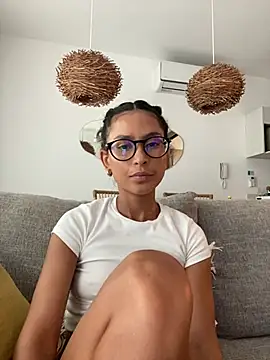 Snapshot of AnaRoxane_ chatting on 3, 7, 2026 AnaRoxane online show from 3, 7, 2026