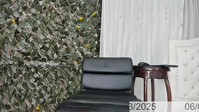 BunnyHotsx online show from 7, 3, 2025