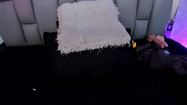  MiaBrown  online show from 22, 2, 2025