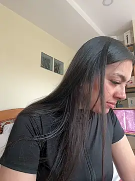 Nicollemays online show from 24, 9, 2025