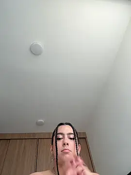 Snapshot of Nicollemays chatting on 16, 3, 2026 Nicollemays online show from 16, 3, 2026